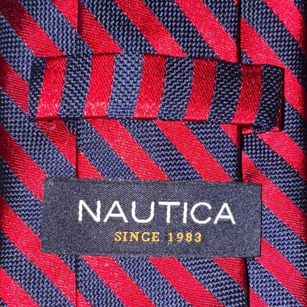 Nautica Men's Red & Blue Stripped Classic Silk Tie - Picture 4 of 6